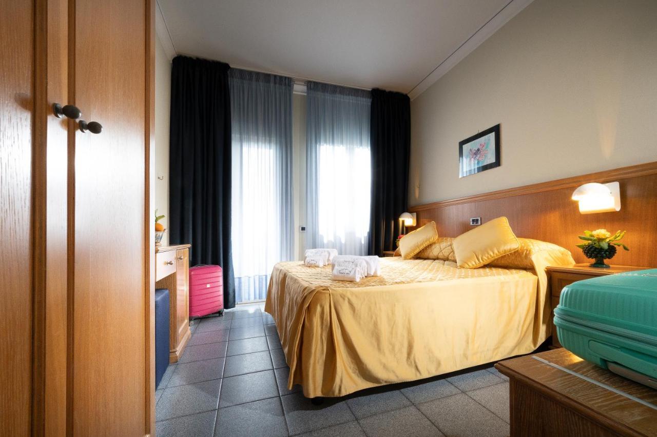 Hotel Sabbie D'Oro Джардіні-Наксос Екстер'єр фото
